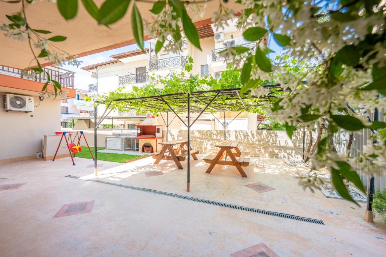 Milonas House Apartments Paralia Dionysiou Exteriér fotografie