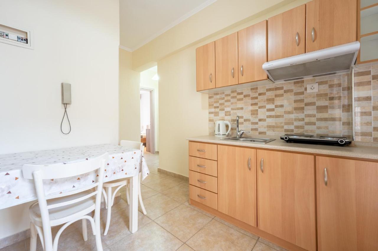 Milonas House Apartments Paralia Dionysiou Exteriér fotografie