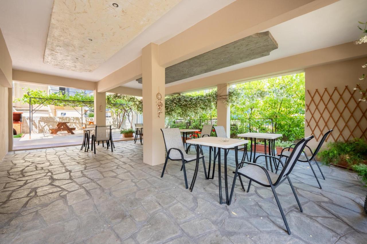Milonas House Apartments Paralia Dionysiou Exteriér fotografie