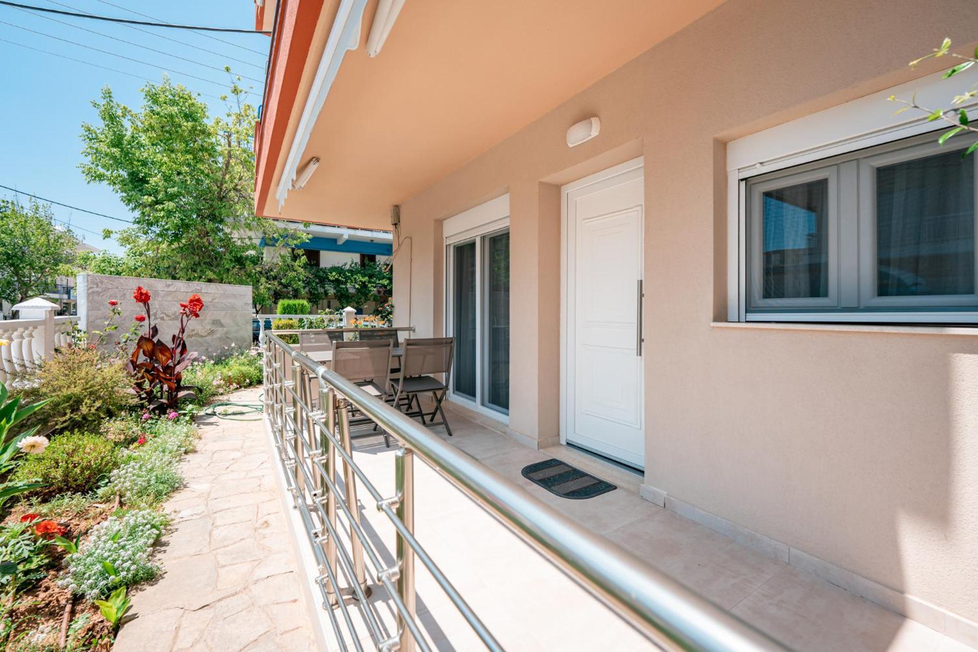 Milonas House Apartments Paralia Dionysiou Exteriér fotografie