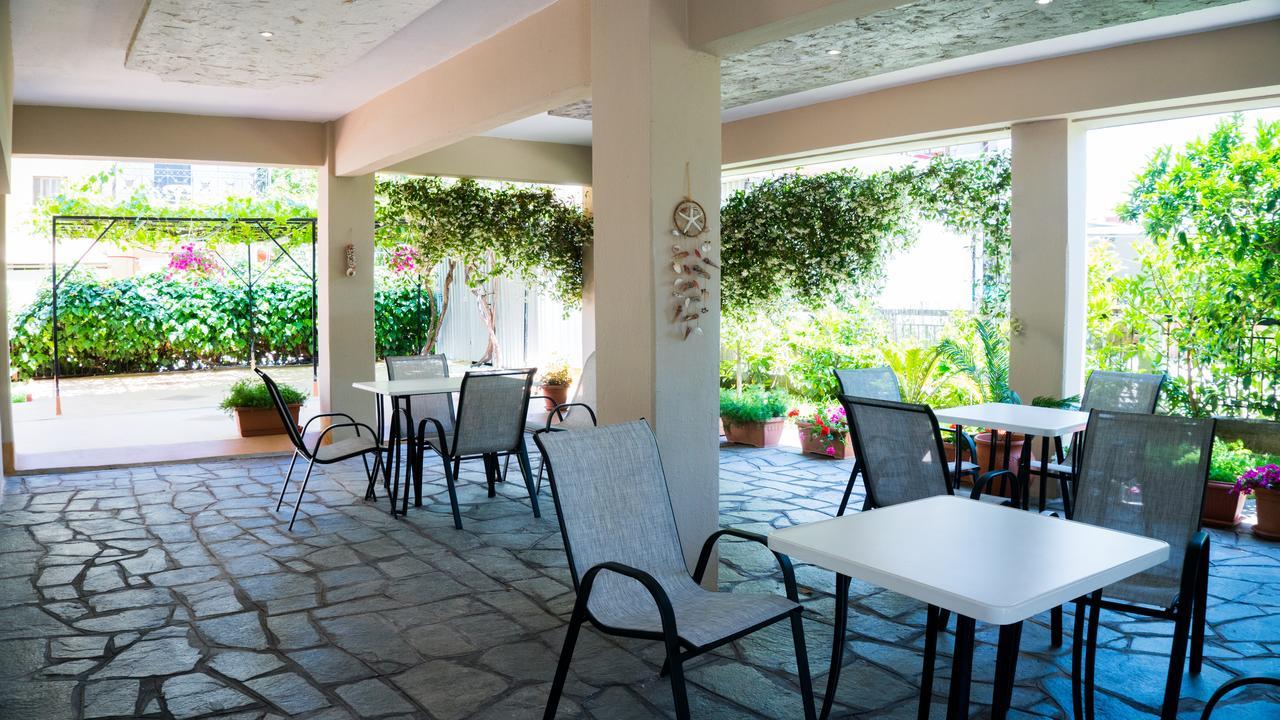 Milonas House Apartments Paralia Dionysiou Exteriér fotografie